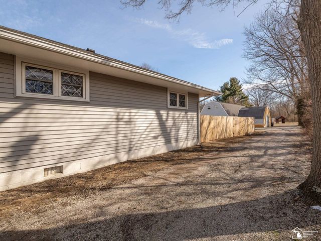 3663 Saint Anthony Road, Temperance, MI 48182