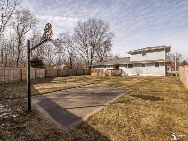 3663 Saint Anthony Road, Temperance, MI 48182