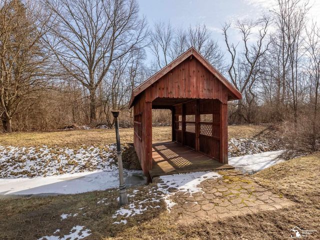 3663 Saint Anthony Road, Temperance, MI 48182