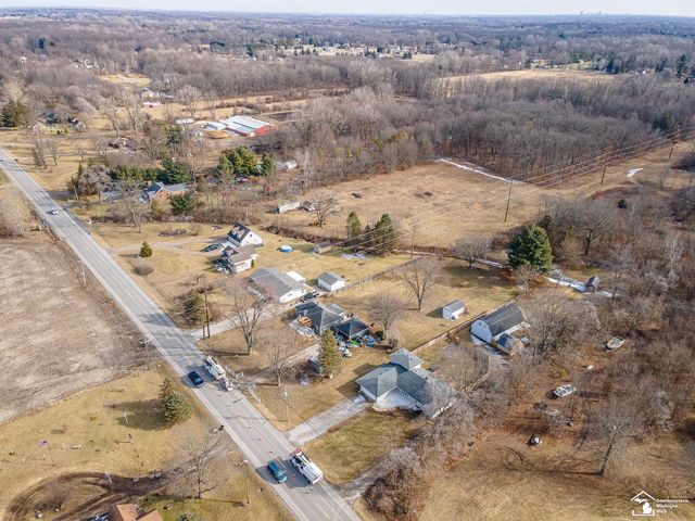 3663 Saint Anthony Road, Temperance, MI 48182