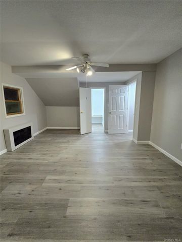 14 Stone Blvd, North Massapequa, NY 11758