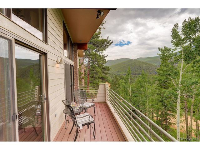 660 Golden Gate Dr, Golden, CO 80403