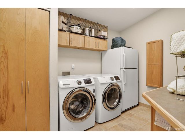 660 Golden Gate Dr, Golden, CO 80403