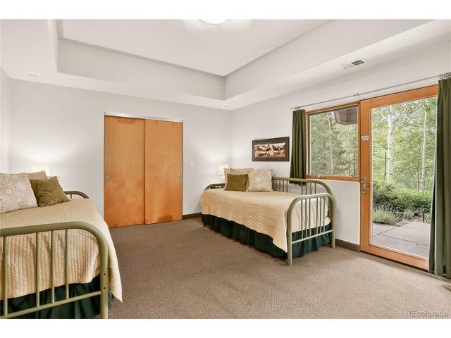 660 Golden Gate Dr, Golden, CO 80403