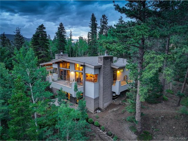 660 Golden Gate Dr, Golden, CO 80403