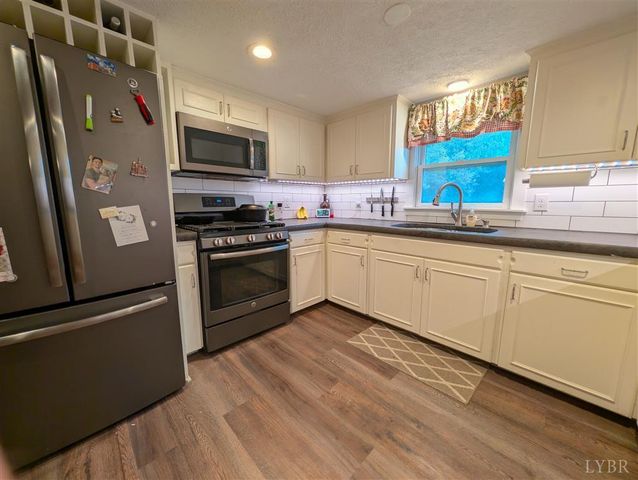 4470 Red Oak School Road, Concord, VA 24538