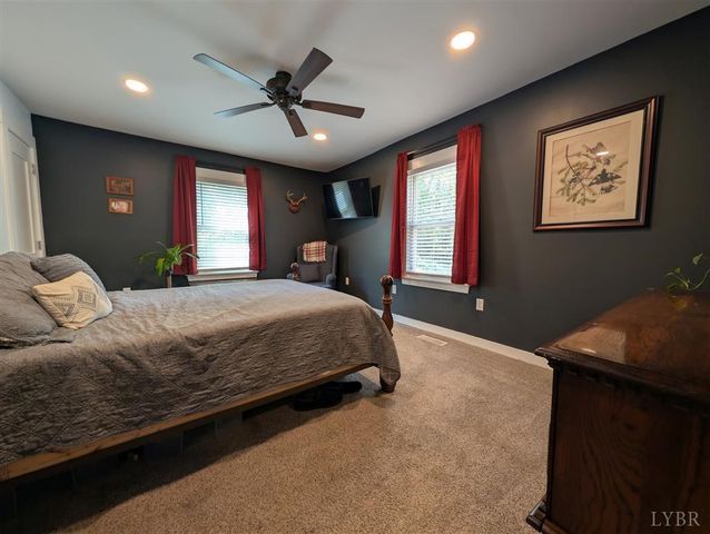 4470 Red Oak School Road, Concord, VA 24538