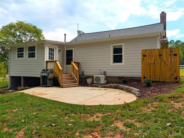 4470 Red Oak School Road, Concord, VA 24538