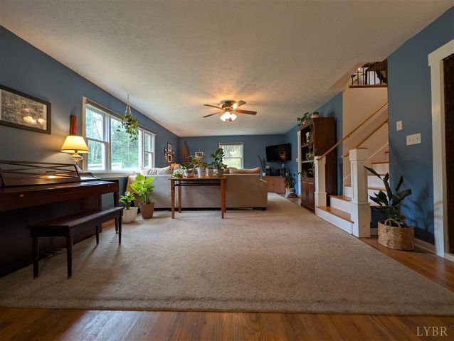 4470 Red Oak School Road, Concord, VA 24538