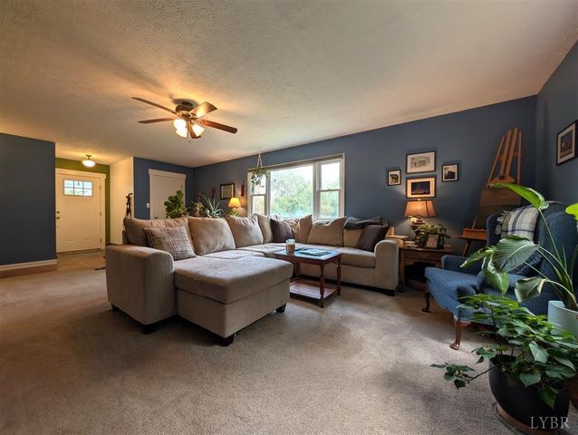 4470 Red Oak School Road, Concord, VA 24538