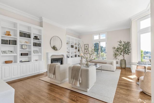 190 Dorantes Avenue, San Francisco, CA 94116