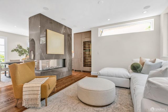 190 Dorantes Avenue, San Francisco, CA 94116