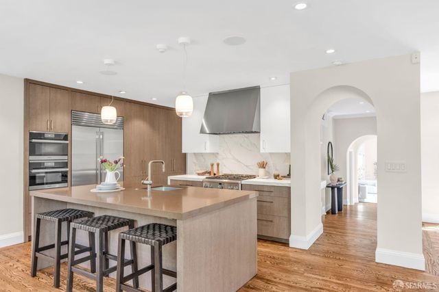 190 Dorantes Avenue, San Francisco, CA 94116