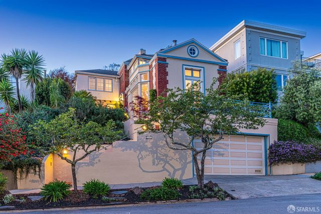 190 Dorantes Avenue, San Francisco, CA 94116