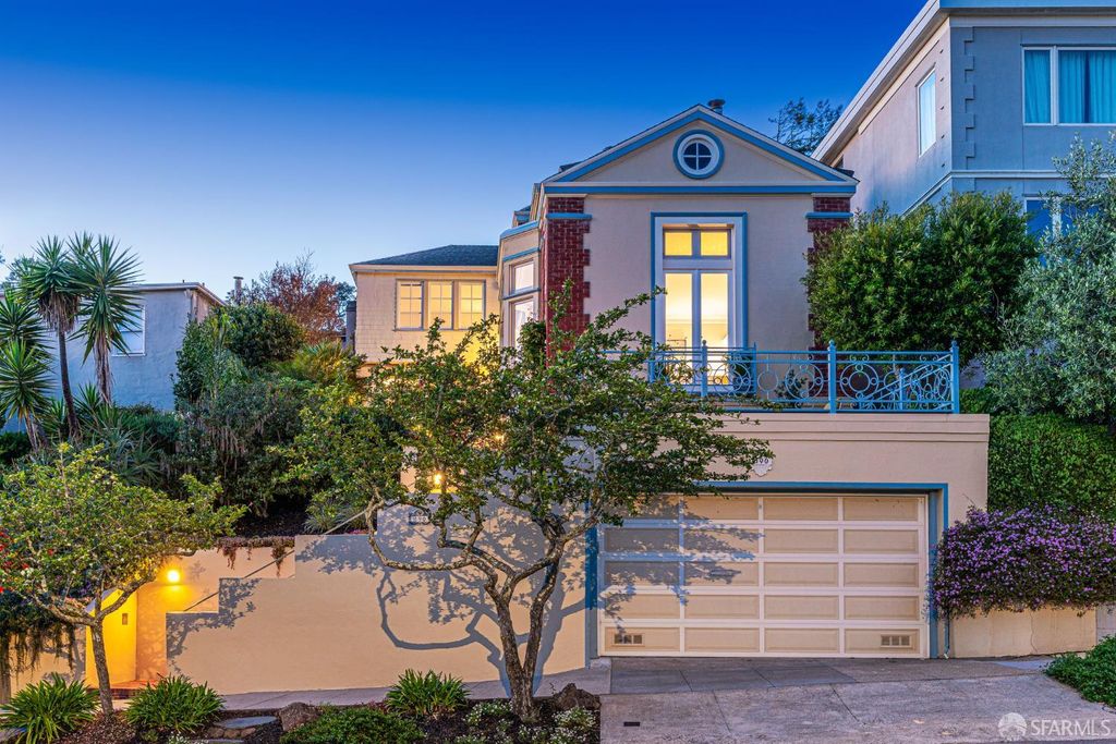 190 Dorantes Avenue, San Francisco, CA 94116