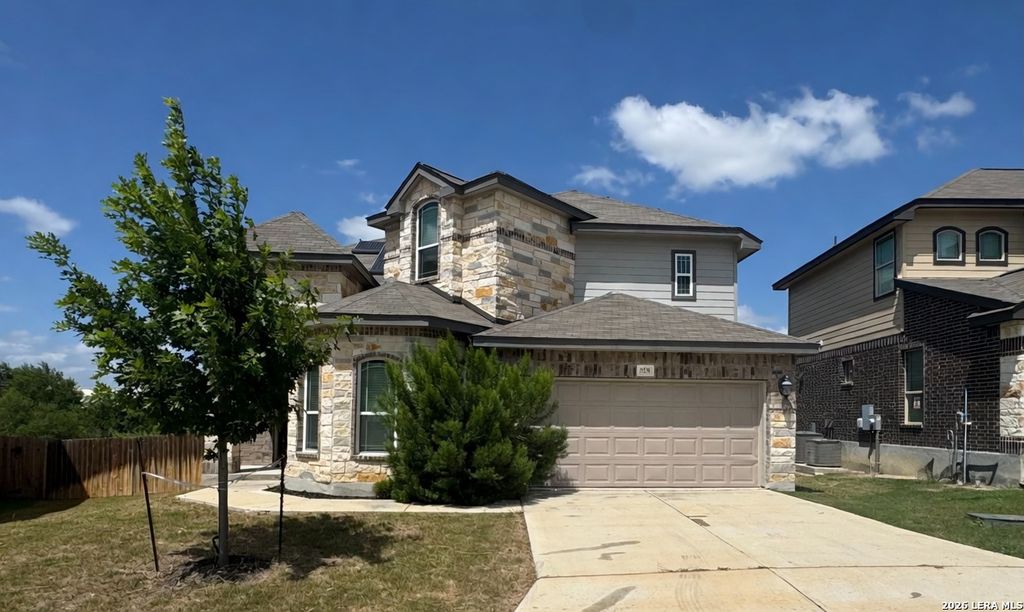 15230 Comanche Wolf, San Antonio, TX 78233