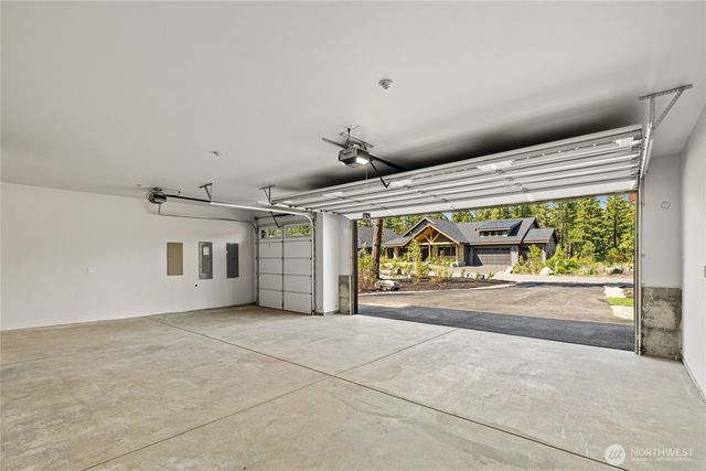 1061 Domerie Park Loop, Cle Elum, WA 98922