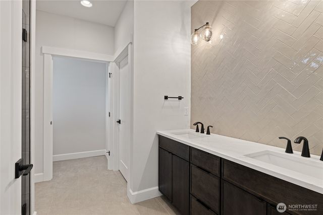 1061 Domerie Park Loop, Cle Elum, WA 98922