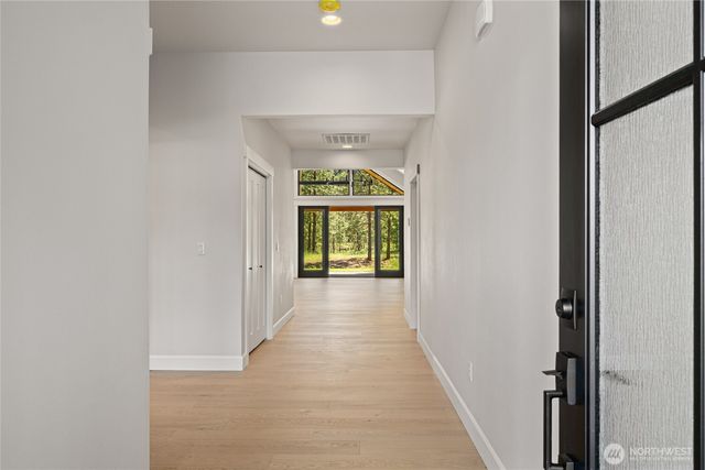 1061 Domerie Park Loop, Cle Elum, WA 98922