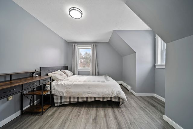 19 Pioneer Drive, Nashua, NH 03062