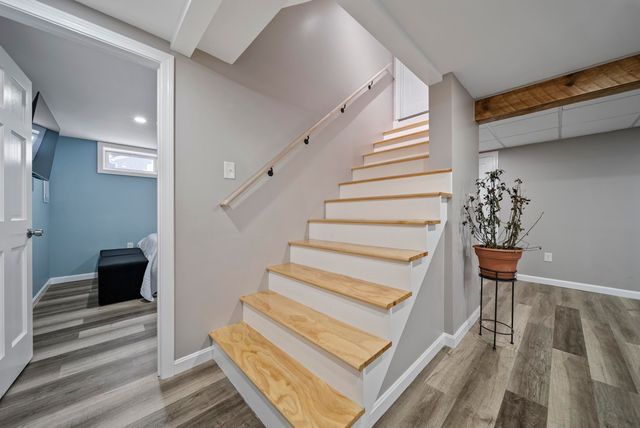 19 Pioneer Drive, Nashua, NH 03062