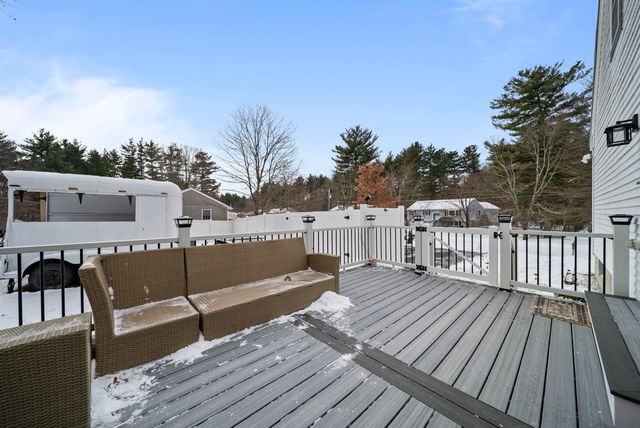 19 Pioneer Drive, Nashua, NH 03062