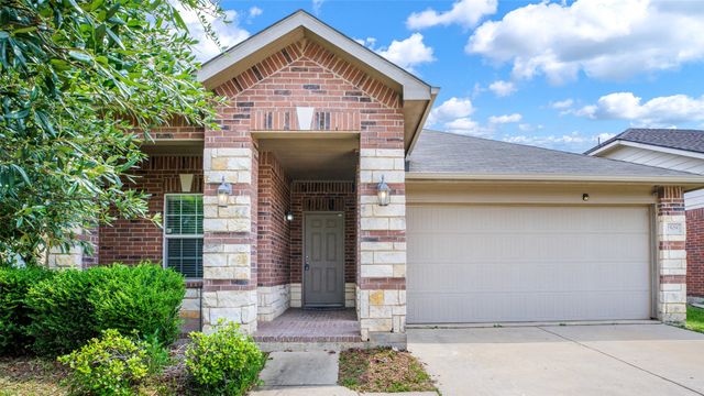 1508 Mockingbird, Aubrey, TX 76227