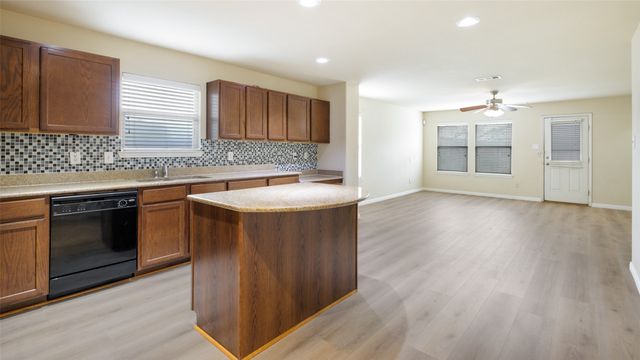 1508 Mockingbird, Aubrey, TX 76227