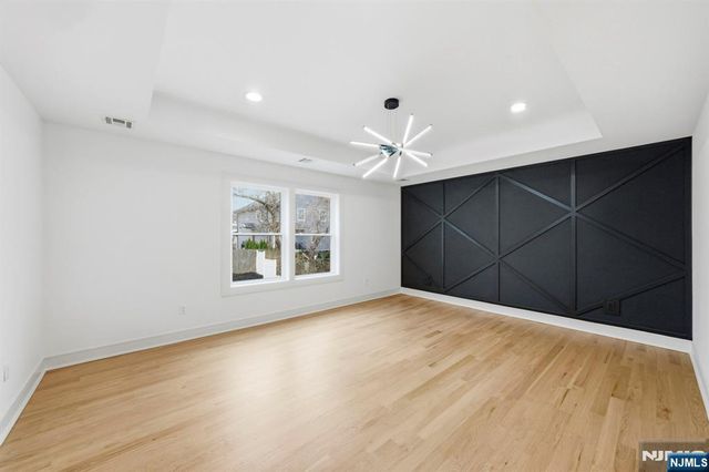 110 Platt Avenue, Saddle Brook, NJ 07663