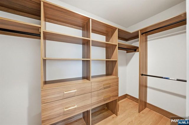 110 Platt Avenue, Saddle Brook, NJ 07663
