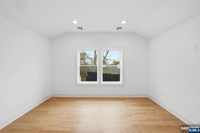 110 Platt Avenue, Saddle Brook, NJ 07663