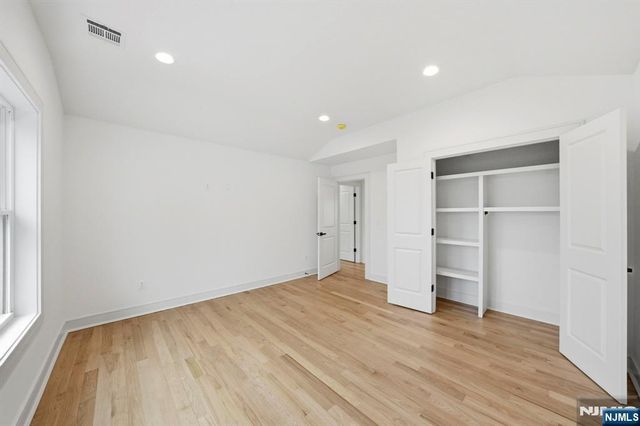 110 Platt Avenue, Saddle Brook, NJ 07663