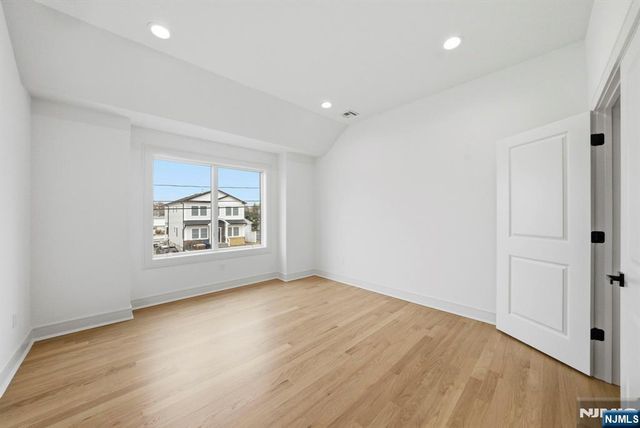 110 Platt Avenue, Saddle Brook, NJ 07663