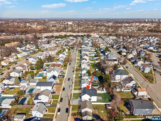 110 Platt Avenue, Saddle Brook, NJ 07663