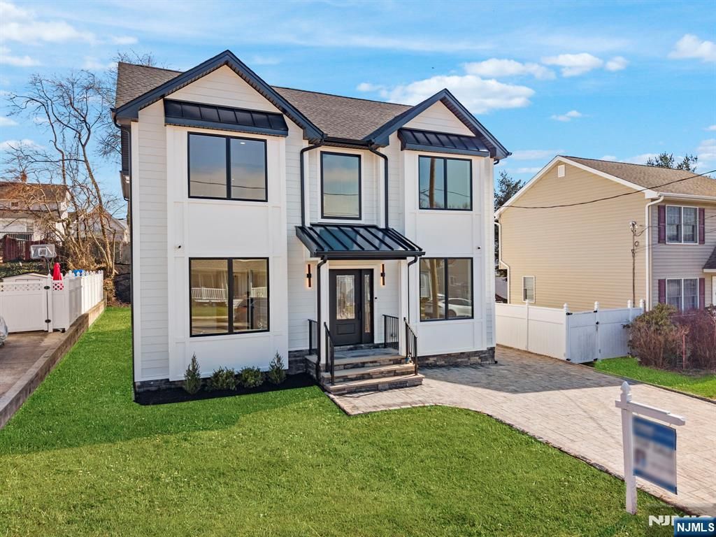 110 Platt Avenue, Saddle Brook, NJ 07663