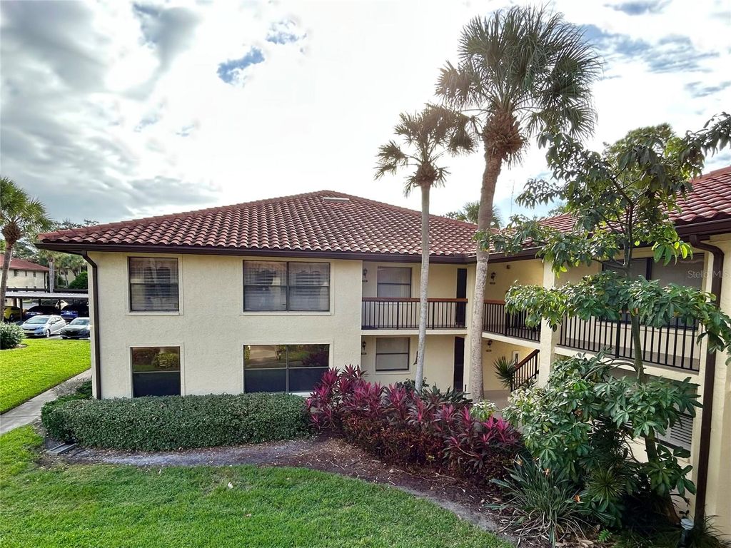 708 HAMMOCK PINE BOULEVARD 708, Clearwater, FL 33761