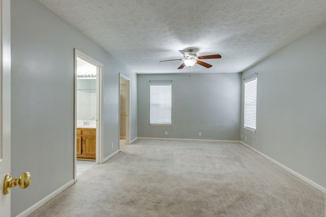 2214 Falcon Creek Dr, Franklin, TN 37067