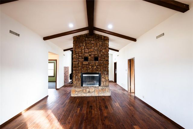 19 Russell Road, Mcloud, OK 74851