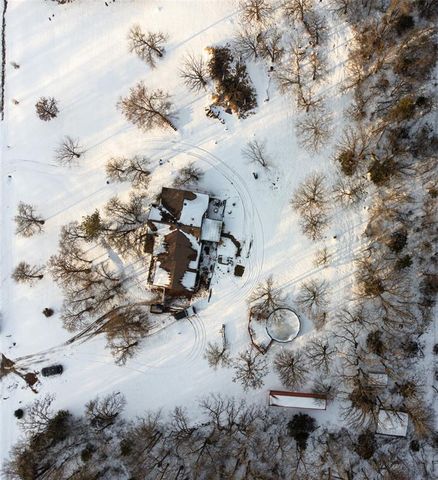 19 Russell Road, Mcloud, OK 74851