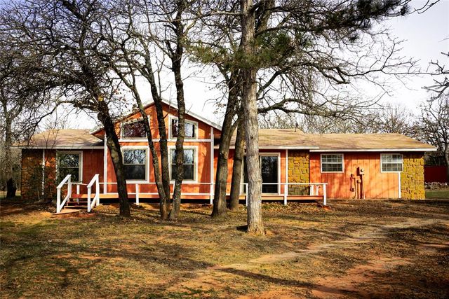 19 Russell Road, Mcloud, OK 74851