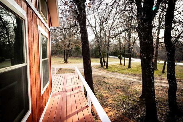 19 Russell Road, Mcloud, OK 74851