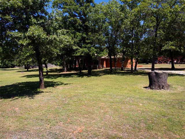 19 Russell Road, Mcloud, OK 74851