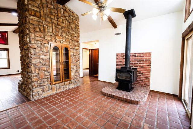 19 Russell Road, Mcloud, OK 74851