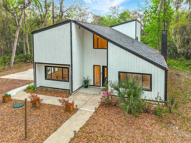 3730 LEWIS SPEEDWAY, St Augustine, FL 32084