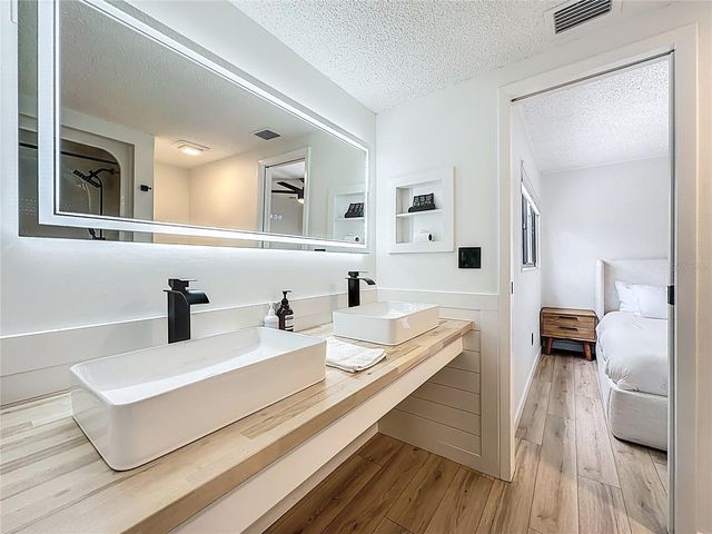 3730 LEWIS SPEEDWAY, St Augustine, FL 32084