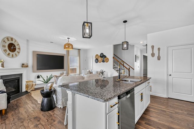 8583 Raspberry Way, Ooltewah, TN 37363