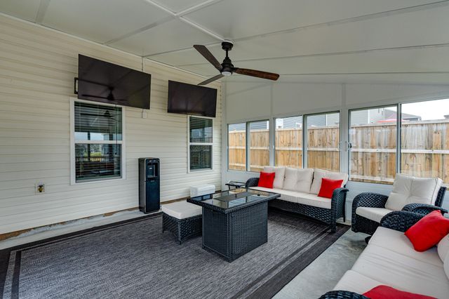 8583 Raspberry Way, Ooltewah, TN 37363