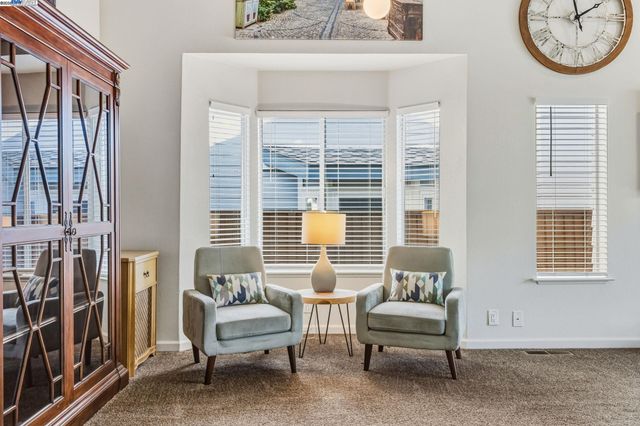 974 Clinton Pl, Pleasanton, CA 94566