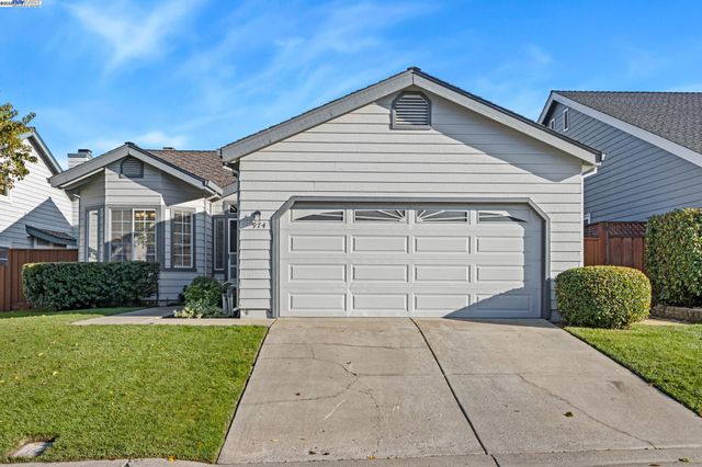 974 Clinton Pl, Pleasanton, CA 94566