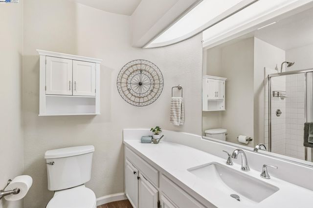 974 Clinton Pl, Pleasanton, CA 94566